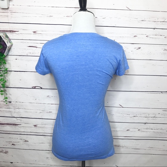 🌺 3/$20 SALE Blue Union Jack Flag Heart T-Shirt - Picture 2 of 4